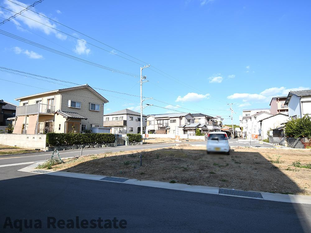 オール電化デザイナーズハウス上吉野町建売③の前面道路含む現地写真|前面道路含む現地写真です
