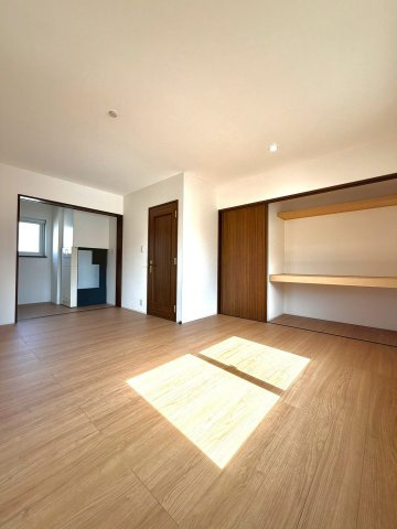前田5条9丁目の洋室