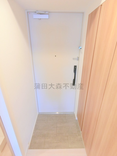 RJRプレシア蒲田の玄関