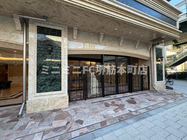 大阪市中央区農人橋３丁目の賃貸マンションのエントランス