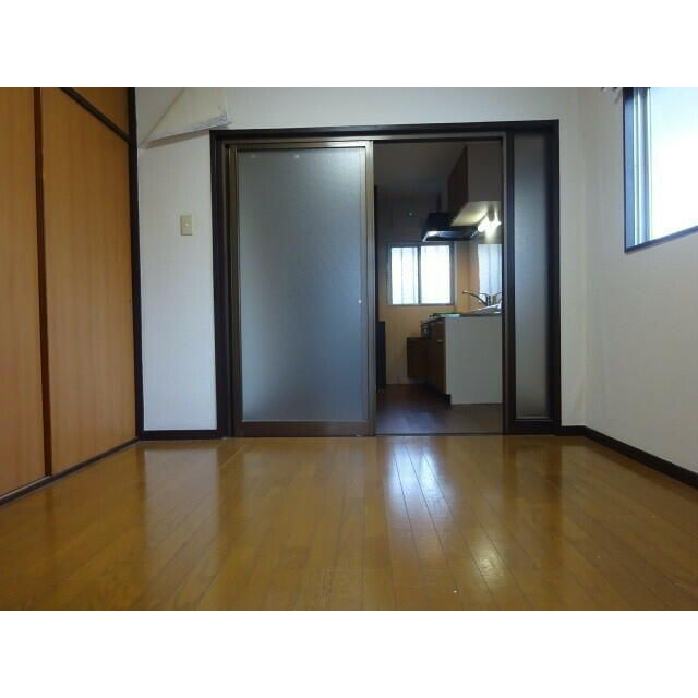 青葉ハイツの寝室