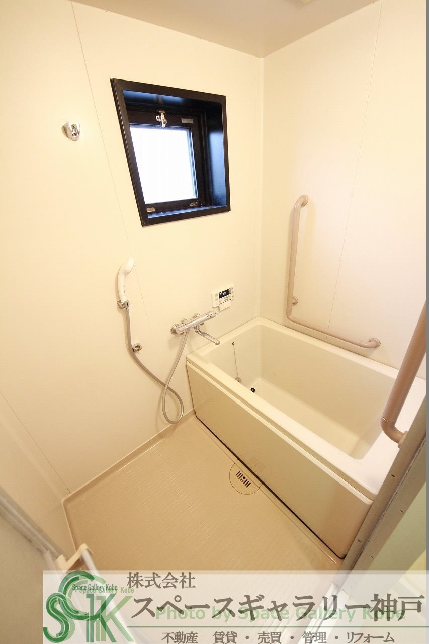 井吹東シティコートの浴室|※お部屋により仕様が異なる可能性があります。