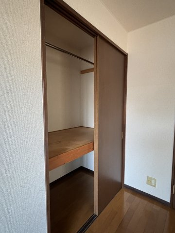 シャトレー千野の収納