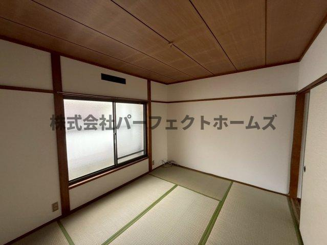 四条畷市中野本町テラスハウスの和室|日本らしい落ち着いた雰囲気の和室です