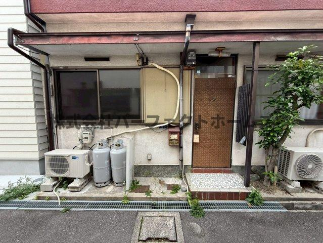四条畷市中野本町テラスハウスのエントランス|エントランスです