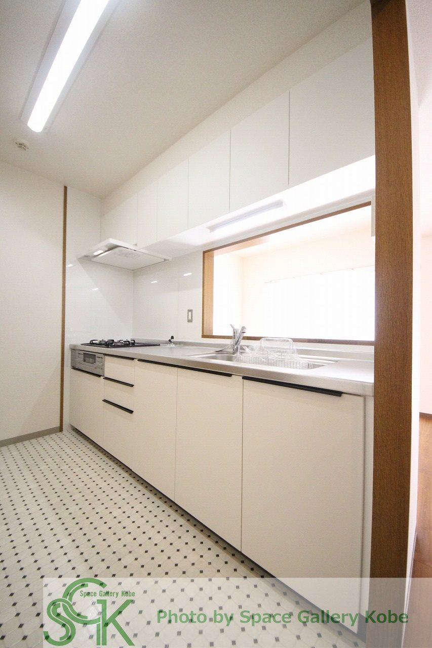 ウエストコート8番街・2番館のキッチン|※お部屋により仕様が異なる可能性があります。