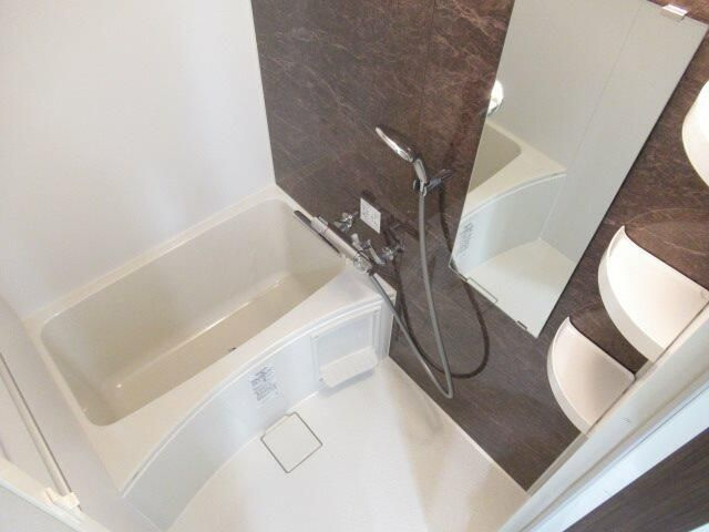 グランクオール町屋レジデンスの浴室