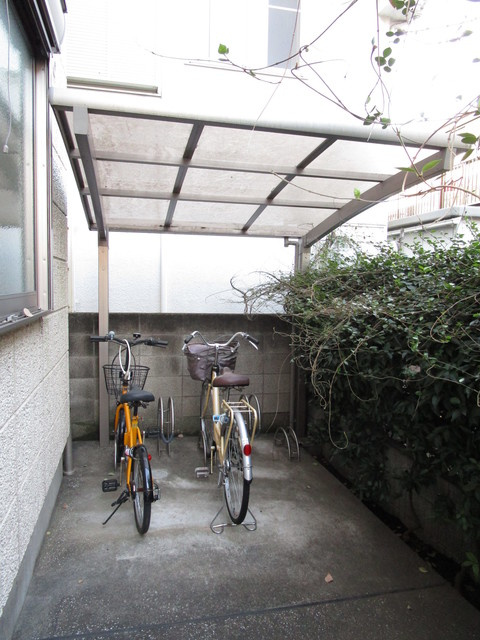 グリーンコートのその他共用部分|屋根付き駐輪場