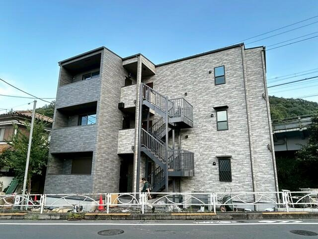 八王子市高尾町のアパートの画像