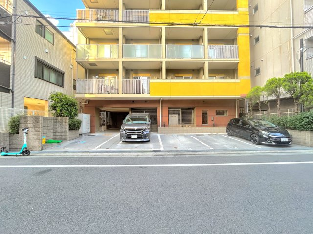 ライジングプレイス浅草弐番館の外観