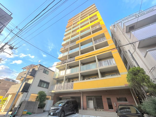 ライジングプレイス浅草弐番館の外観