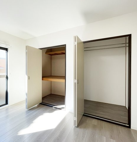 ファミールアルファ　Ｂ棟の収納