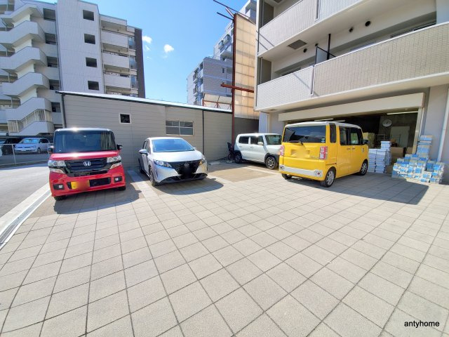 プロスパー江坂479　仲介手数料無料の駐車場