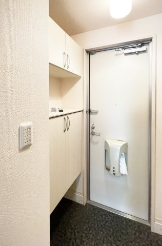 フルラージュの玄関