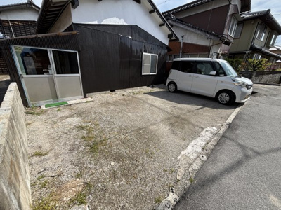 【駐車場】 | 両三柳K貸家