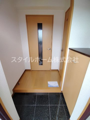 【玄関】 | カアナパリ | イメージ写真です。