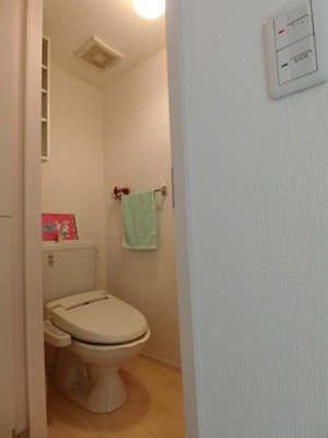 【トイレ】 | サンリット | イメージ101号室の写真。