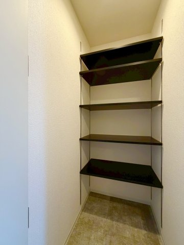 セレニテ東梅田アリエの収納