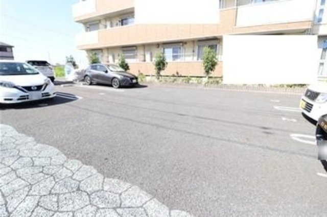 アローヒルズAの駐車場|駐車場