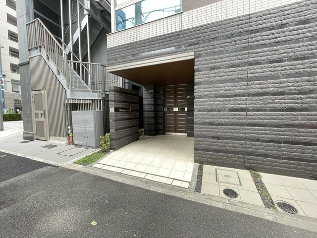 ブラントン日本橋小伝馬町のエントランス