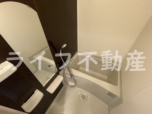 Luxe布施駅前の浴室|コンパクトで使いやすいお風呂です