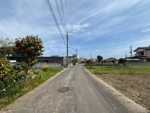 クレイドルガーデン東海村亀下第1の前面道路含む現地写真|前面道路含む現地写真です