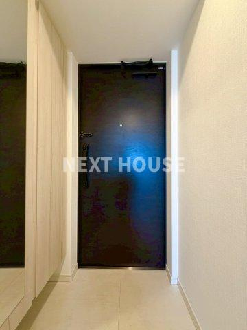 S-RESIDENCE福島Alovitaの玄関