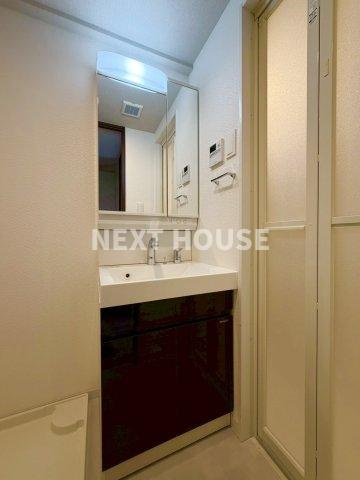 S-RESIDENCE福島Alovitaの洗面所