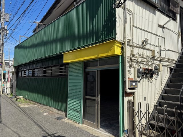 山田店舗の外観|外観は落ち着いています