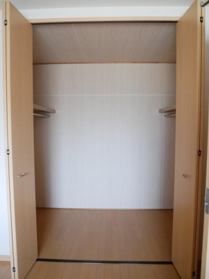【収納】 | Calme Maison 若久 | 別号室の写真になります。現況優先。