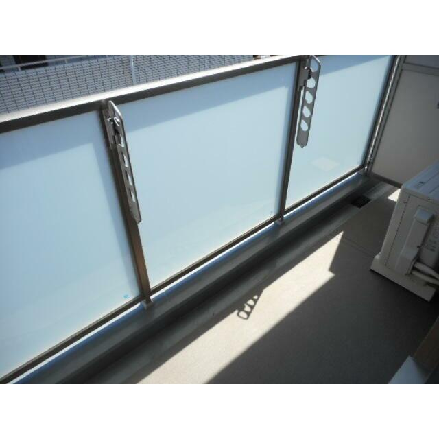 エムフラット秋葉原のバルコニー
