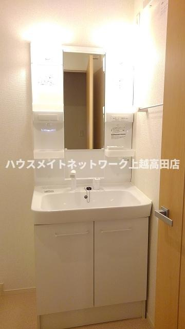アモーレの独立洗面台|洗髪洗面化粧台