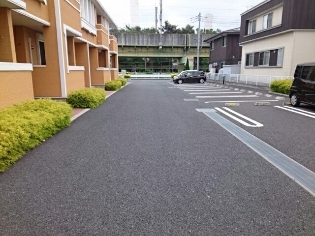 ラ・フランセ下古山Ｂの駐車場