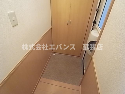【玄関】 | バニュルスⅢ | ゆったりとした玄関です