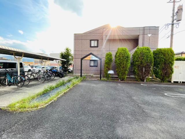 【外観】 | エタニティ古国府 | 外観写真（昼）