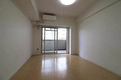【居間・リビング】 | サムティ中之島WEST | 他のお部屋のお写真です。