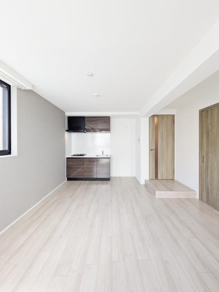 プラティーク清澄庭園の居間・リビング