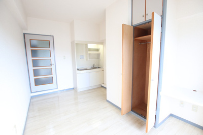 7帖　洋室収納付き