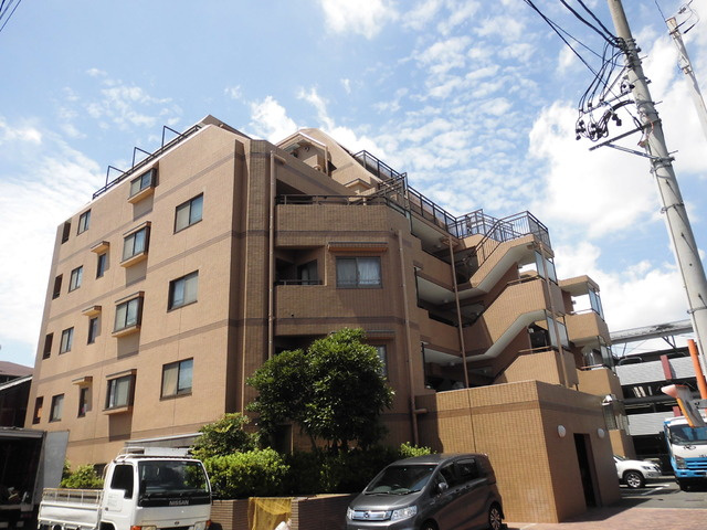 ファミール鶴舞