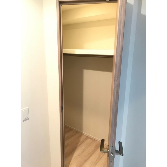 プラウドタワー栄の収納