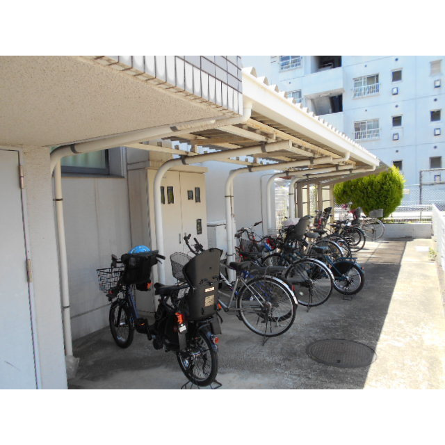 ボヌール田神のその他|駐輪場