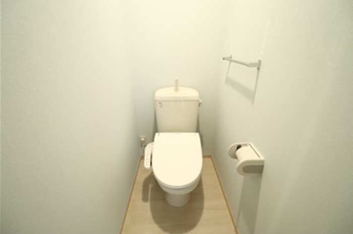 ベル・ヴィレッジ　ＡＢＣＤＥのトイレ|清潔感のあるトイレです