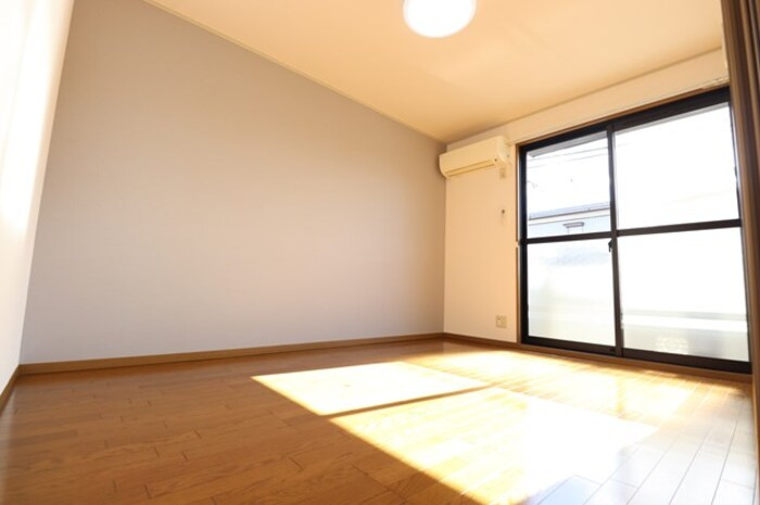 パストラル　壱番館 1-の洋室|スタンダードな洋室です