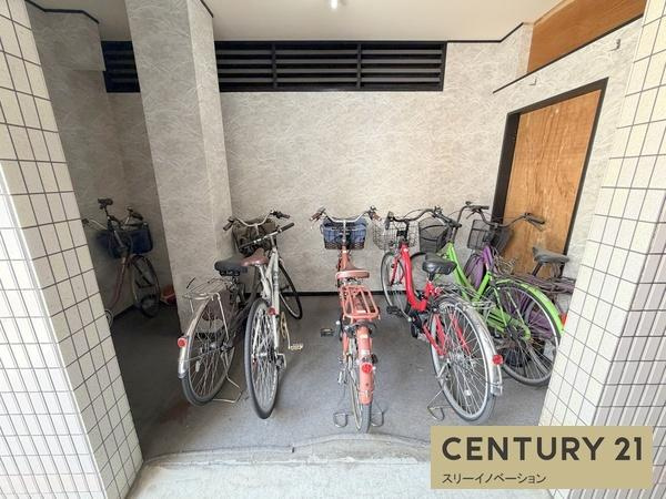 シャルマン平尾の駐車場|★駐輪場★