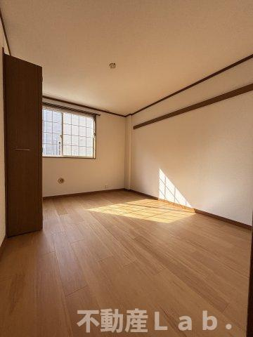 アーバン不知火Ⅷの居間・リビング