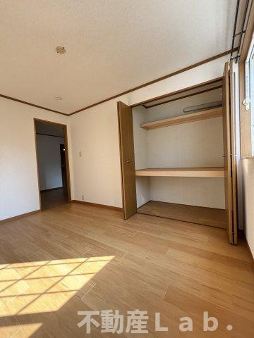 アーバン不知火Ⅷの居間・リビング
