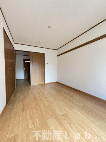 アーバン不知火Ⅷの居間・リビング