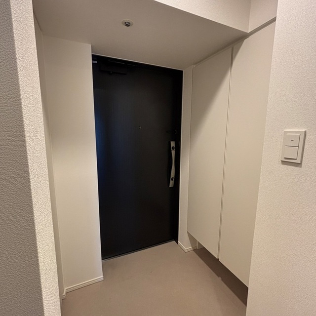 パークアクシス品川天王洲アイルの玄関|※写真は同タイプ住戸です。