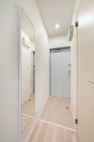 アルクリパリーザ　Ｔの玄関