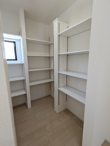日立市滑川本町3期の収納|リネン庫にはタオルやお着替え、季節ものの寝具の保管スペースとして♪